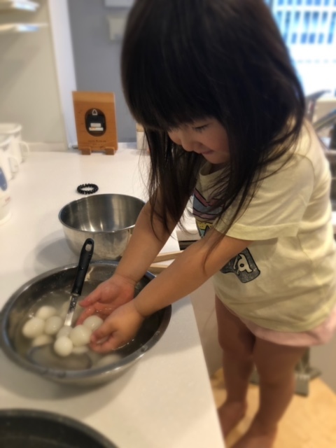 今年もお月見団子作りをしようね、と約束