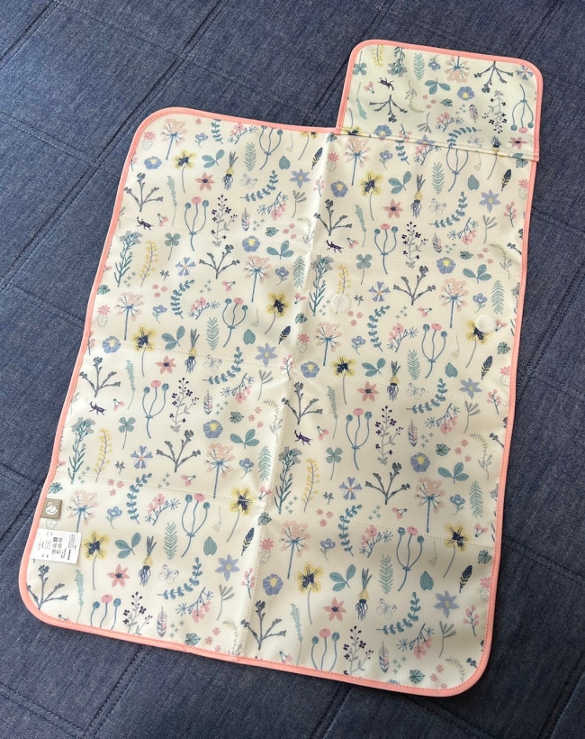 ちょっとした汚れはおしり拭きなどでサッと拭き取るだけで◎