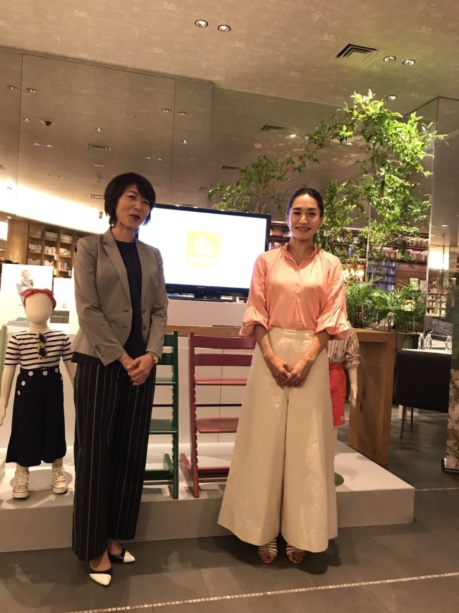 子どもだけでなく、ママたちも育児が楽しくなるトリップトラップの世界。親子でおしゃれに、毎日を楽しみたいですね♡