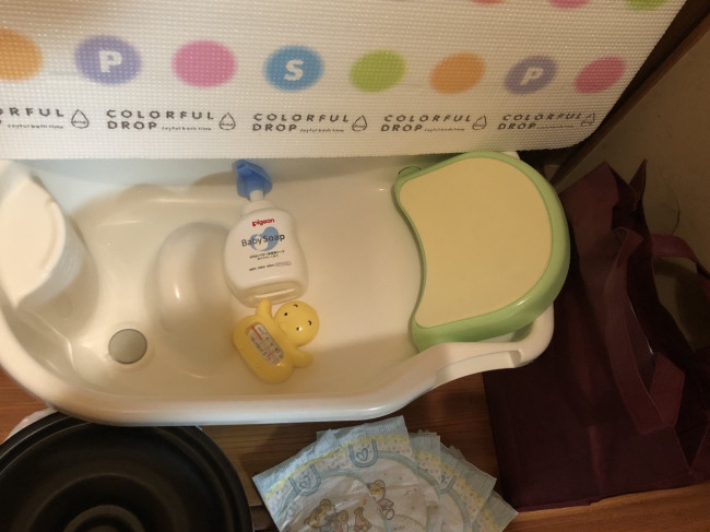 ベビーマットとベビーバスを貸し出し。オムツなども、何度でも快く対応してくれて有り難かったです♪