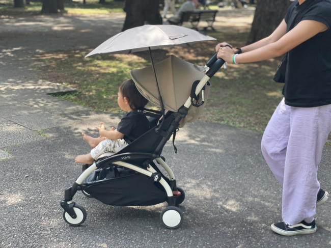 すっかり夏の定番になった、愛車・YOYO2のパラソル