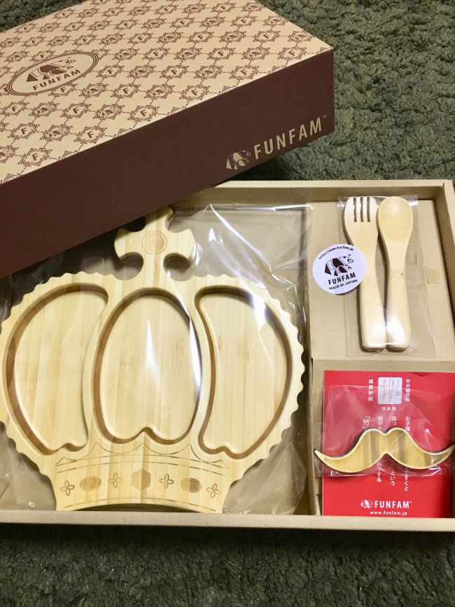 ボックスに入った豪華なセット！ 出産祝いにもらったら嬉しいですね♡