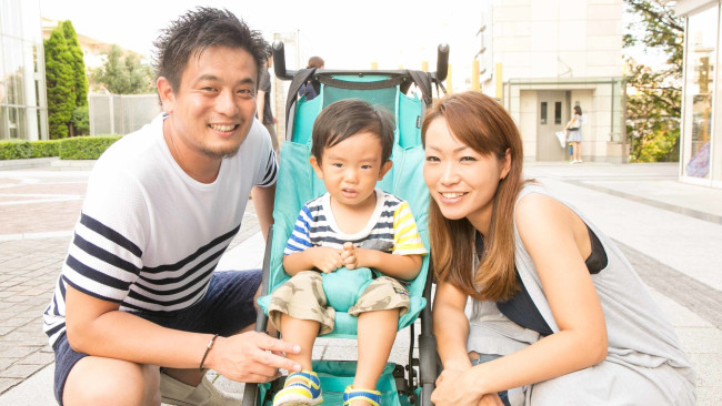【family snap!】パパのお誕生日会で代官山に！　コンパクトベビーカーでおでかけ♪