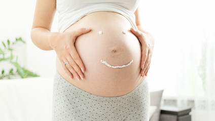 《コロナ禍での妊娠、お役立ち情報♪》両親学級は、自宅でゆっくりオンライン受講 ママ友作りはアプリで！
