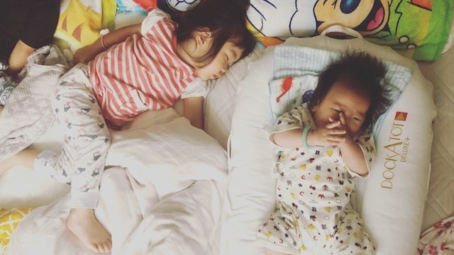 《ベビーラウンジって何？》子ども用寝具の新常識・ドッカトットを使ってみました♡