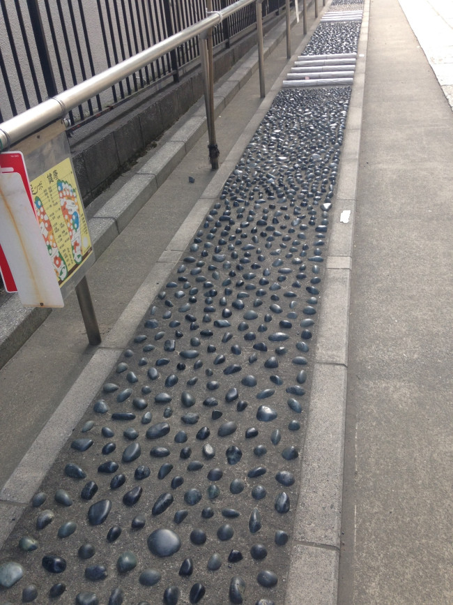 街歩き中に、こんな楽しいしかけを発見！