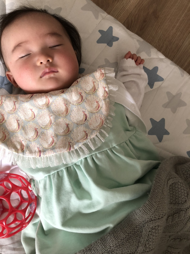 いろいろな柄スタイを持っていますが、グリーンは何でも合うカラーです