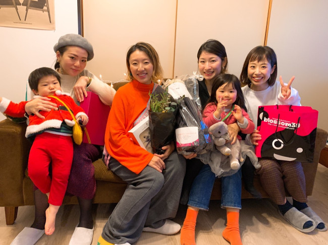 お祝いしてくれたのは、代官山スタイルのライターさんたち。子育て話も盛り上がり、素敵な1日になりました
