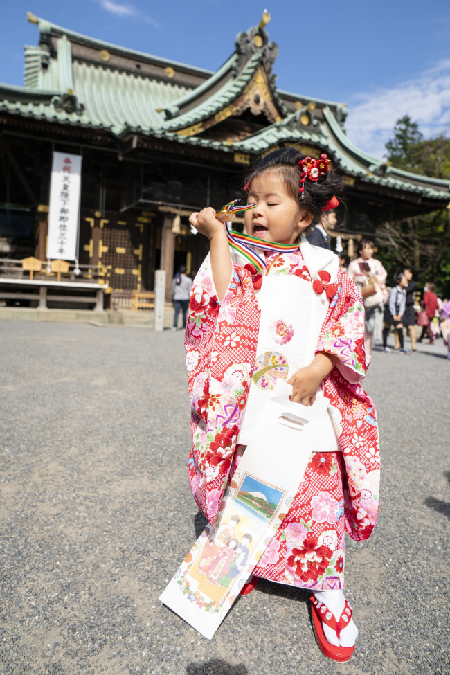 ロケ写真は神社の雰囲気もあってスタジオとは違う良さがあります
