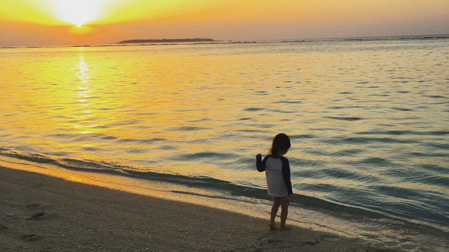 《沖縄ツウのパパが教える》この夏、家族を旅行に連れていくパパたち必見！ “子連れ旅を快適にするちょっとしたワザ”って？