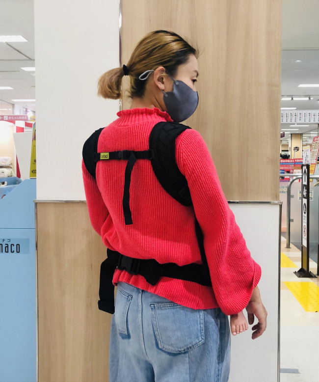 ニットの上から厚めの抱っこひもは、なるべくならしたくない…そんなときにはボバエアー！