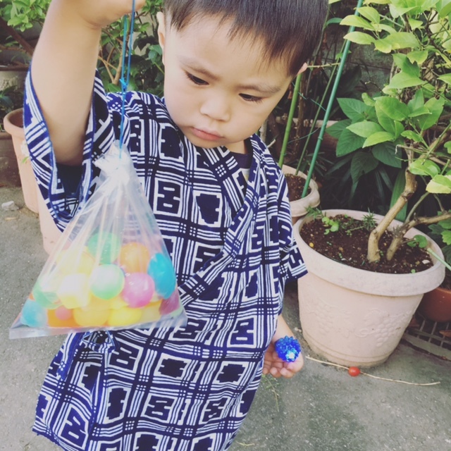 スーパーボール、こんなに取れました！　ママにとっても子どもにとっても、特別な1日になりました♡