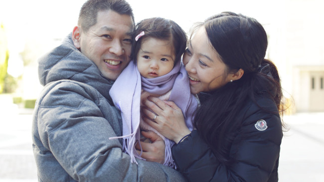【family snap!】子どもの月齢で変わる、ママの愛用品&ファッション♡