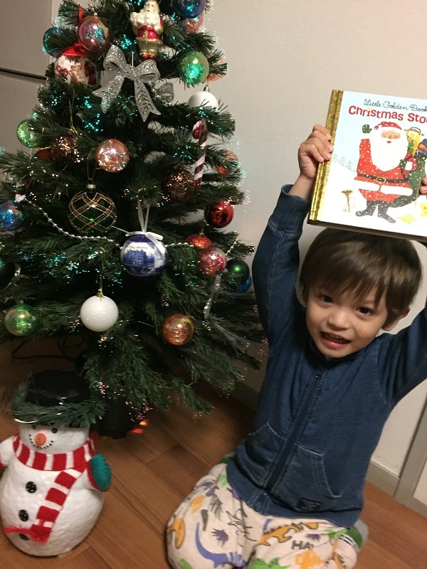 街が色めき立ち、待ちに待ったプレゼントがもらえるクリスマス。ママも子どもも、毎日ワクワクしますね♪
