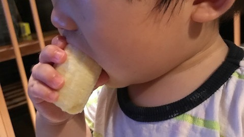 《赤ちゃんのおやつ》何をどれくらい食べてるの？ 我が家のおやつ、簡単レパートリー