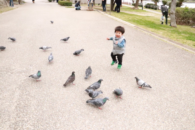 お出掛けにも大喜びの息子！