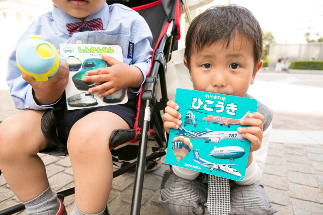 やっぱり男の子は、乗り物好きですね！
