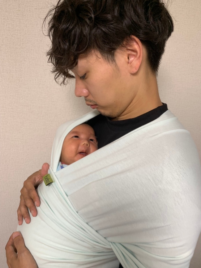 ぴたっと密着しながらも圧迫感はなし。末っ子もとっても嬉しそう♪