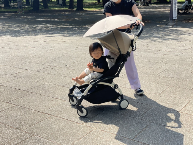 夏は大活躍しそうなパラソル。見た目もかわいい一台に！