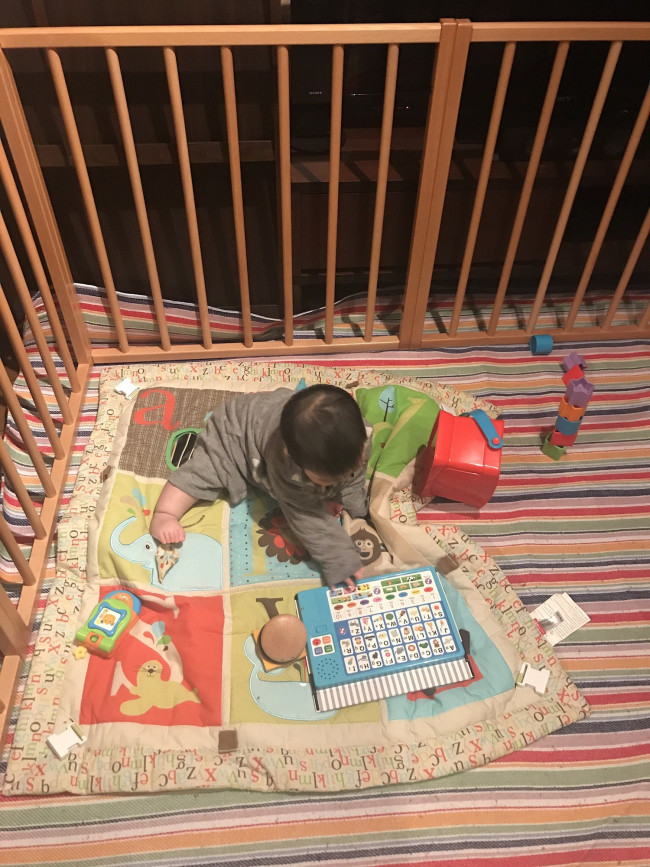 成長して動きまわるようになると、サークルがとっても便利です♪