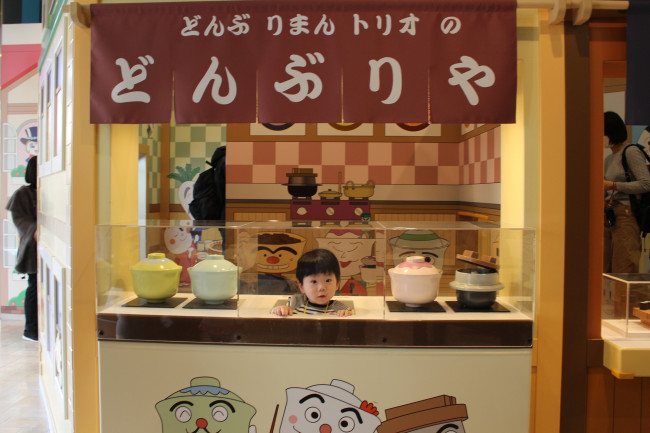 フォトスポットがたくさん！ いろいろなお店屋さん気分が味わえます