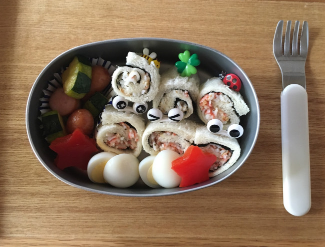 おすすめおかず系サンドは、ツナやたまごでなく、カニカマ！
