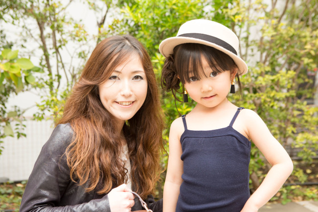 三木さくらさん、るびちゃん（5歳）、えめちゃん（2歳）