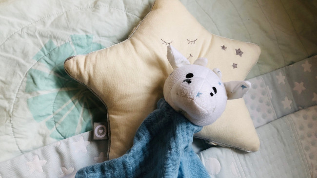 《産まれるまでに揃えておきたい☆》布団、枕、マットレス…赤ちゃんの寝具で必要なものは？