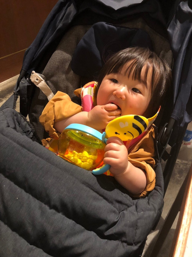 いい子でおやつを食べてくれると、ママとしてもほっとしますよね♪