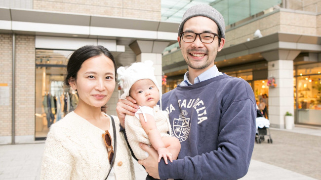 【スナップ！】今年の冬は、ママとお揃いの白ニットでリンクコーデ♡