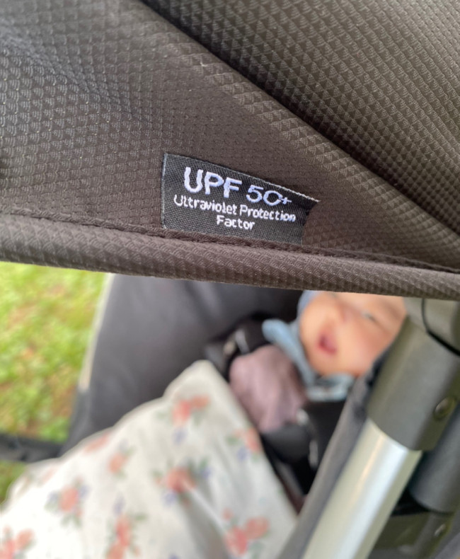 赤ちゃんのデリケートなお肌をしっかり日焼けから守ってくれます