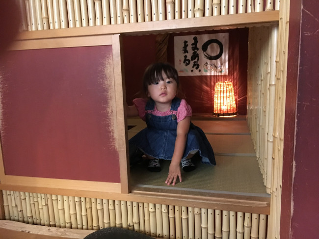 お茶室。ちゃんと躙口もあります。（もちろんにじりませんけど・笑）
