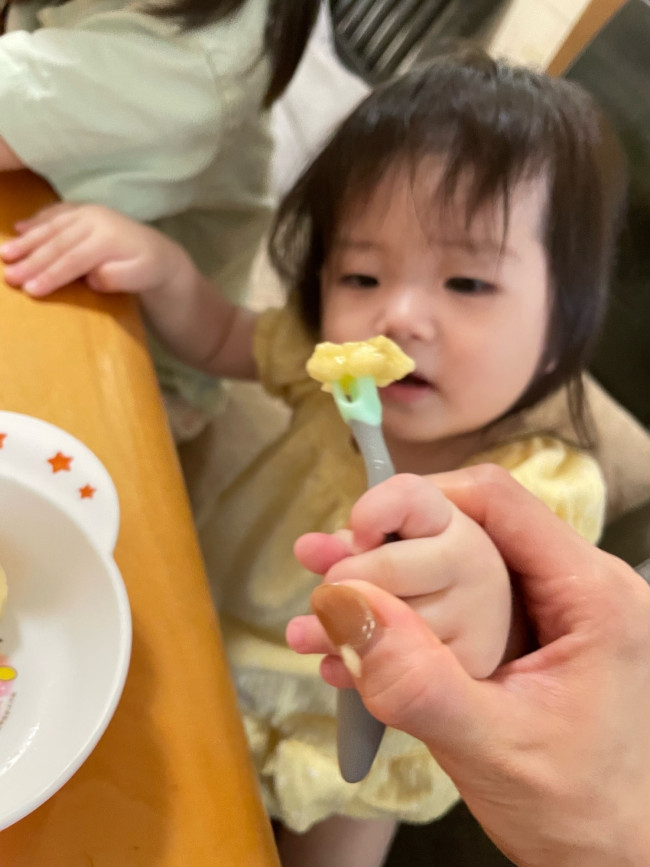 柔らかい食材は、刺すのを失敗するとどんどん形が崩れてしまうのですが、こちらのフォークなら一発でスッとキャッチ！